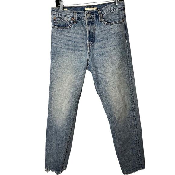 Levis Womens Premium Blue Wedgie Straight Button Fly Med Wash Jeans Size 28 - Picture 2 of 11